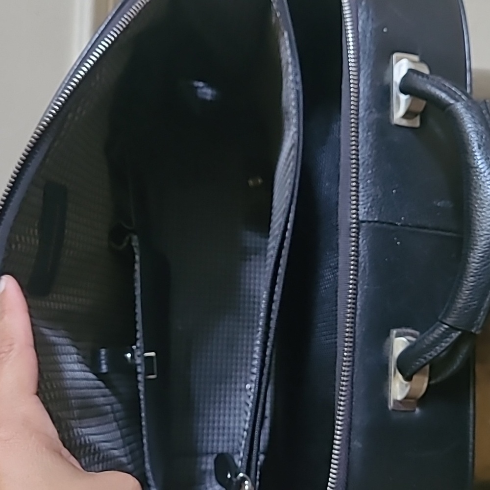 ro BAGS Retro Modern Black Leather Suitcase RARE - Picture 4 of 13